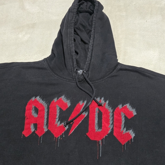 AC/DC Rockwear Black Hoodie with Red Logo 2006 Hooded Sweatshirt Sz L Rock Metal - Picture 1 of 8